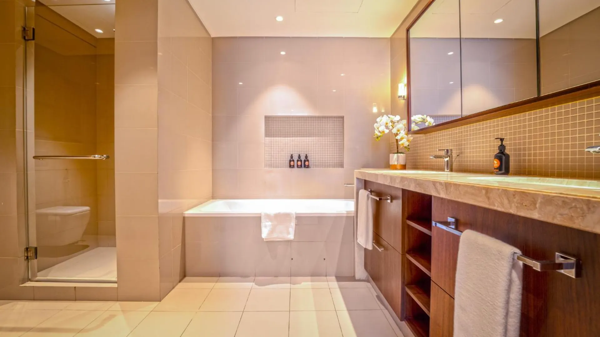 Easygo - Upgraded 2Bdr In Blvd Point With Burj Khalifa View Apartment Dubai